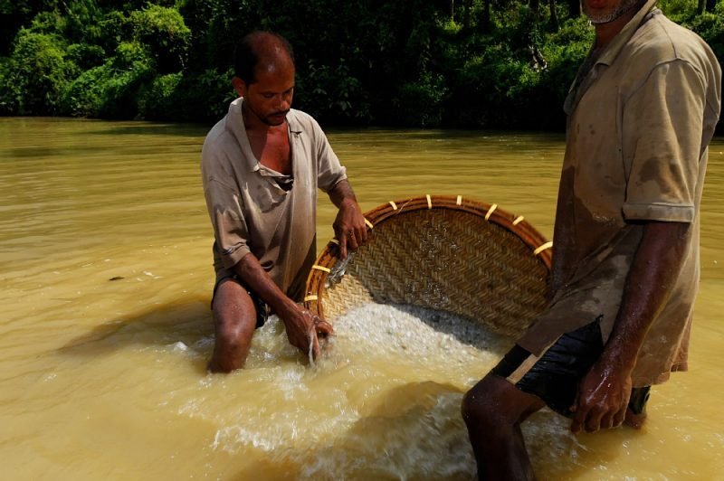 gem mining srilanka