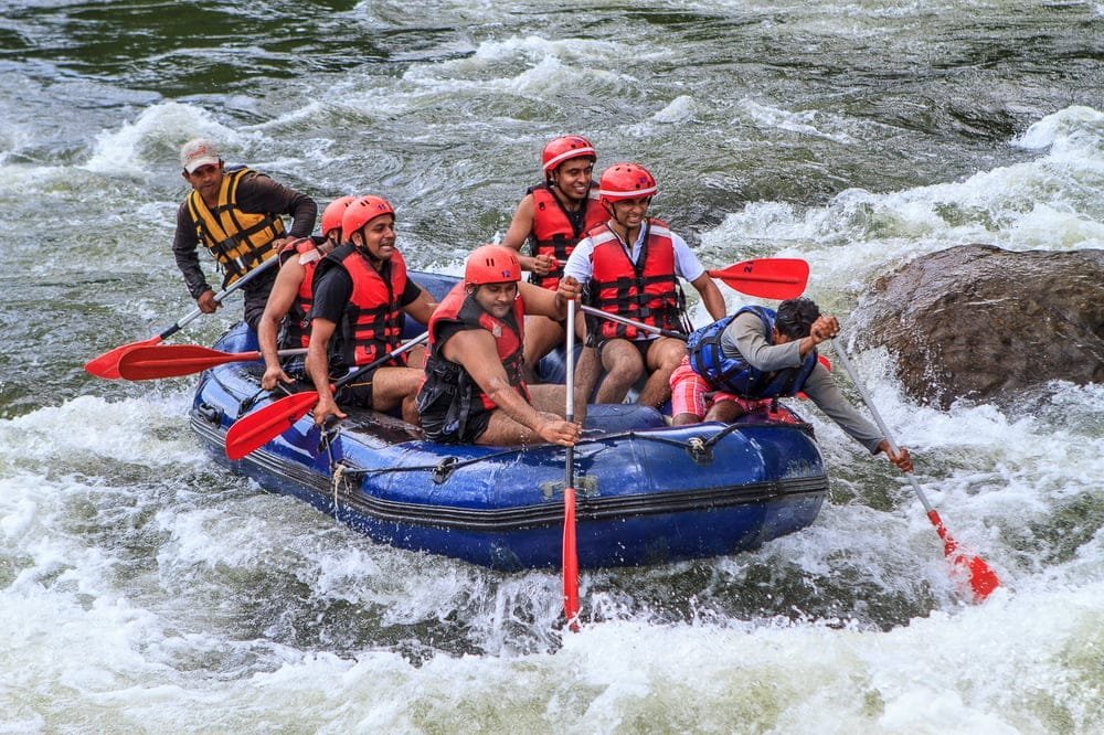 water-rafting-kitulgala-srilanka