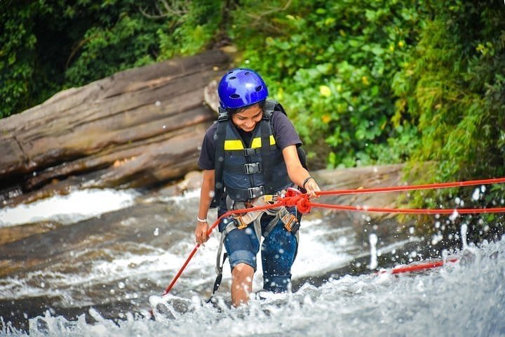 water-rafting-kitulgala-srilanka