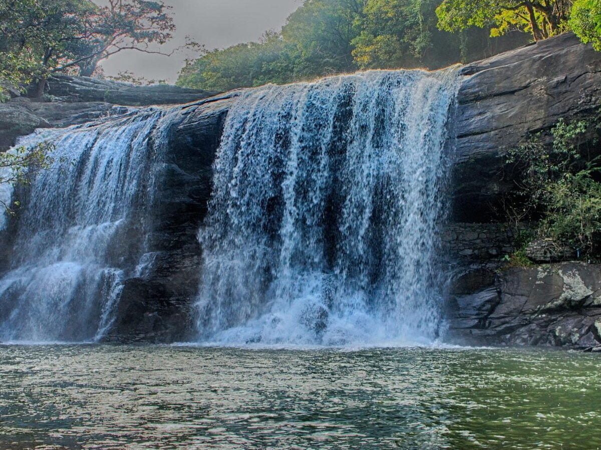 Sera Ella Fall, Riverston